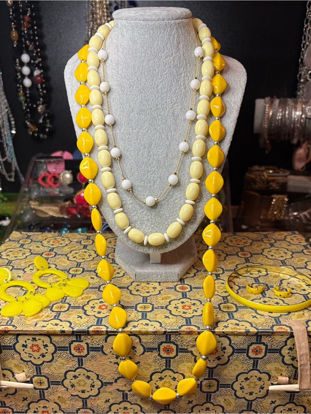 VTG Lemon Chiffon Costume Jewelry Lot Yellow Necklaces Earrings Bracelet Bundle